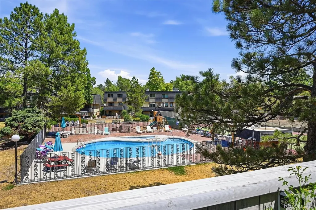 6916 S Broadway Littleton CO 80122
