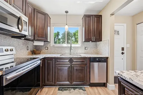 6916 S Broadway Littleton CO 80122
