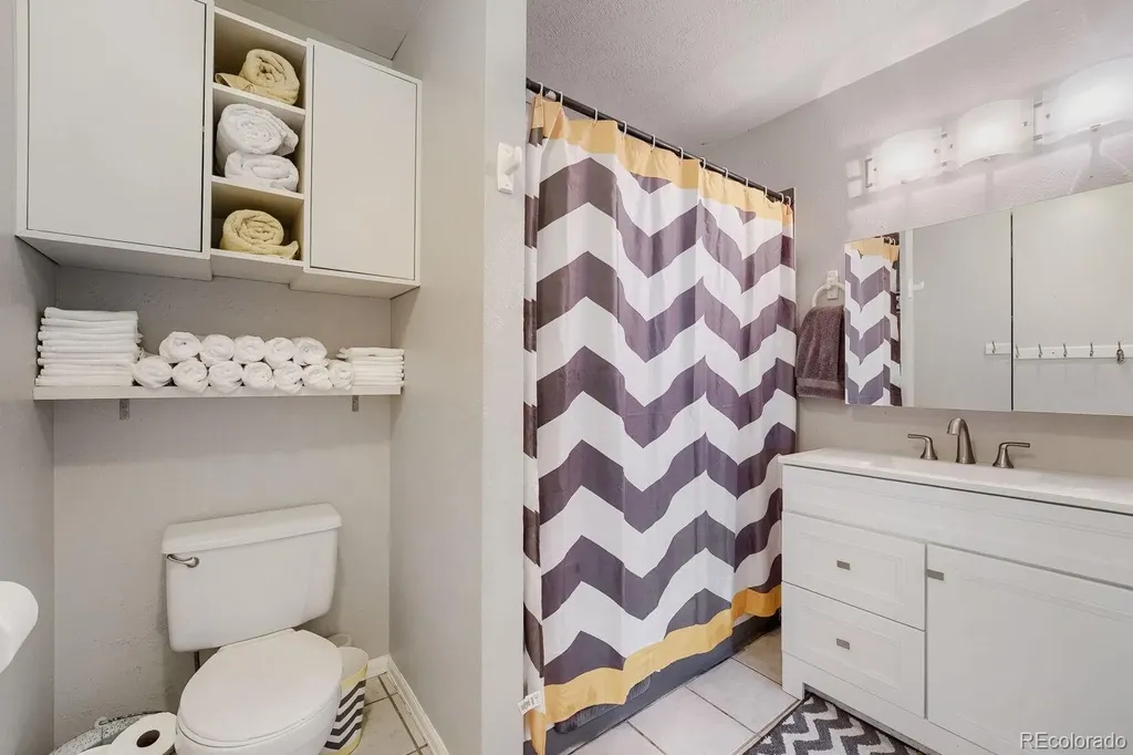 19073 E 16th Avenue Aurora CO 80011