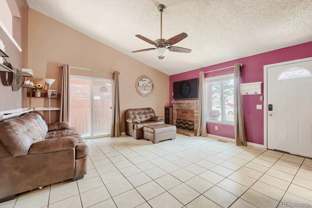 19073 E 16th Avenue Aurora CO 80011