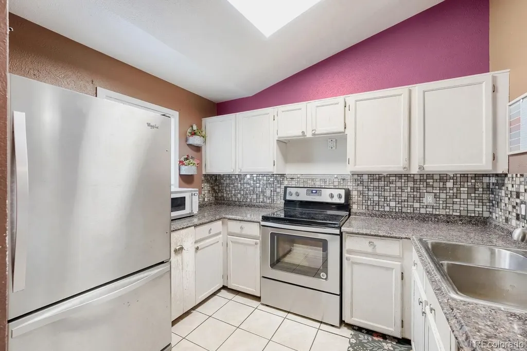 19073 E 16th Avenue Aurora CO 80011