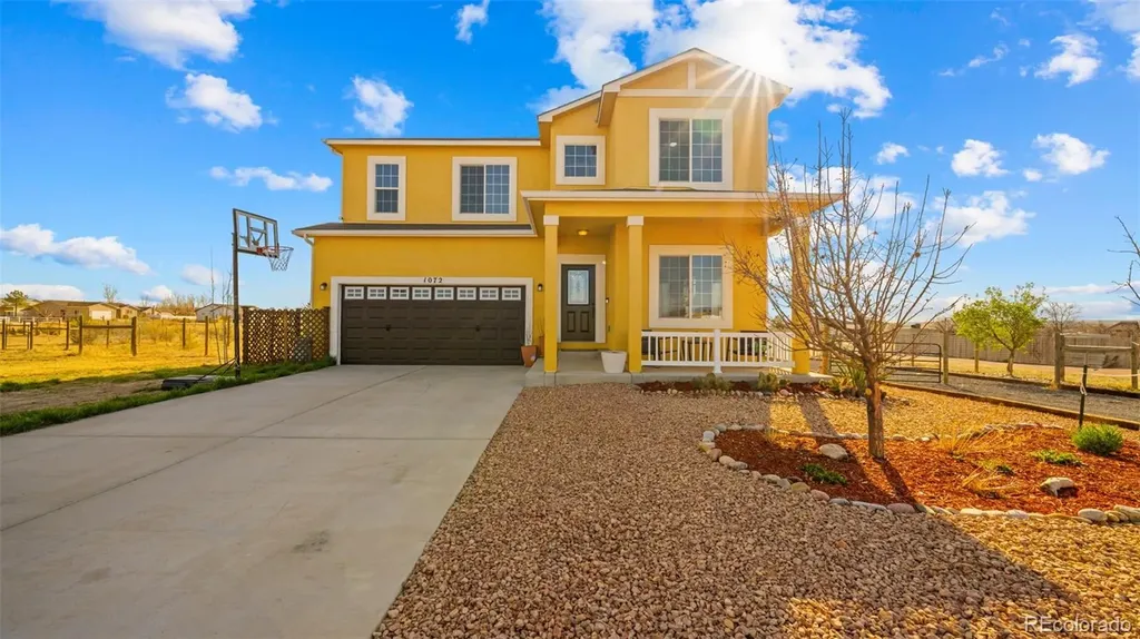 1072 S Avenida Del Oro Pueblo CO 81007