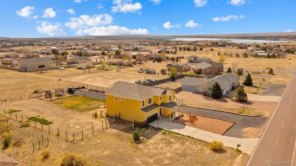 1072 S Avenida Del Oro Pueblo CO 81007
