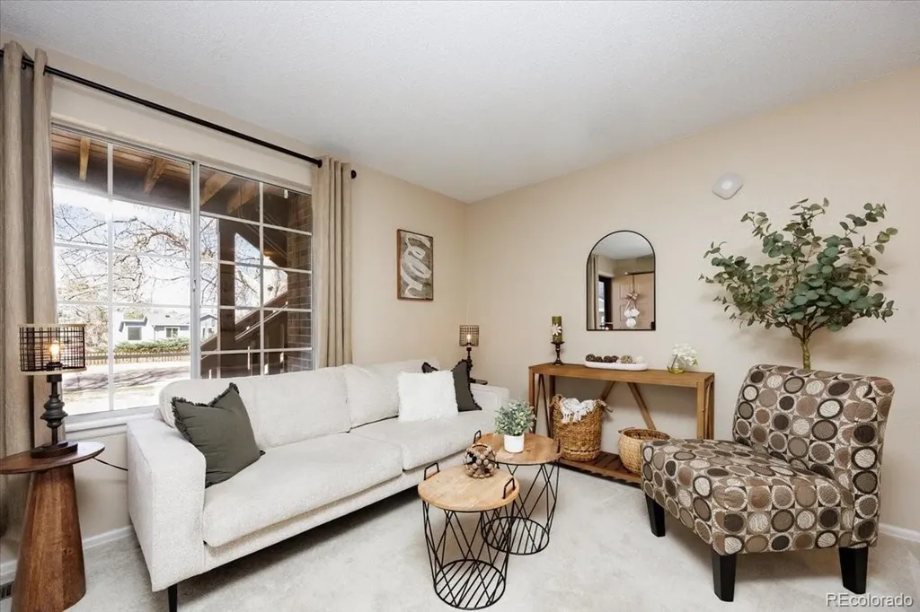 819 Summer Drive Highlands Ranch CO 80126