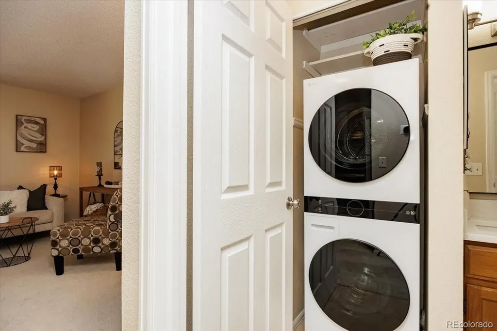 819 Summer Drive Highlands Ranch CO 80126
