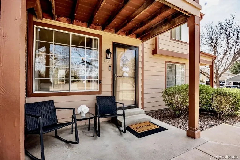 819 Summer Drive Highlands Ranch CO 80126