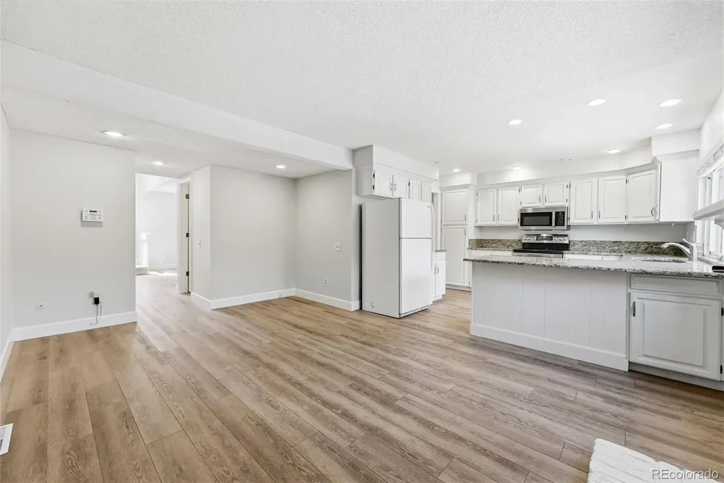 8328 E Phillips Place Centennial CO 80112