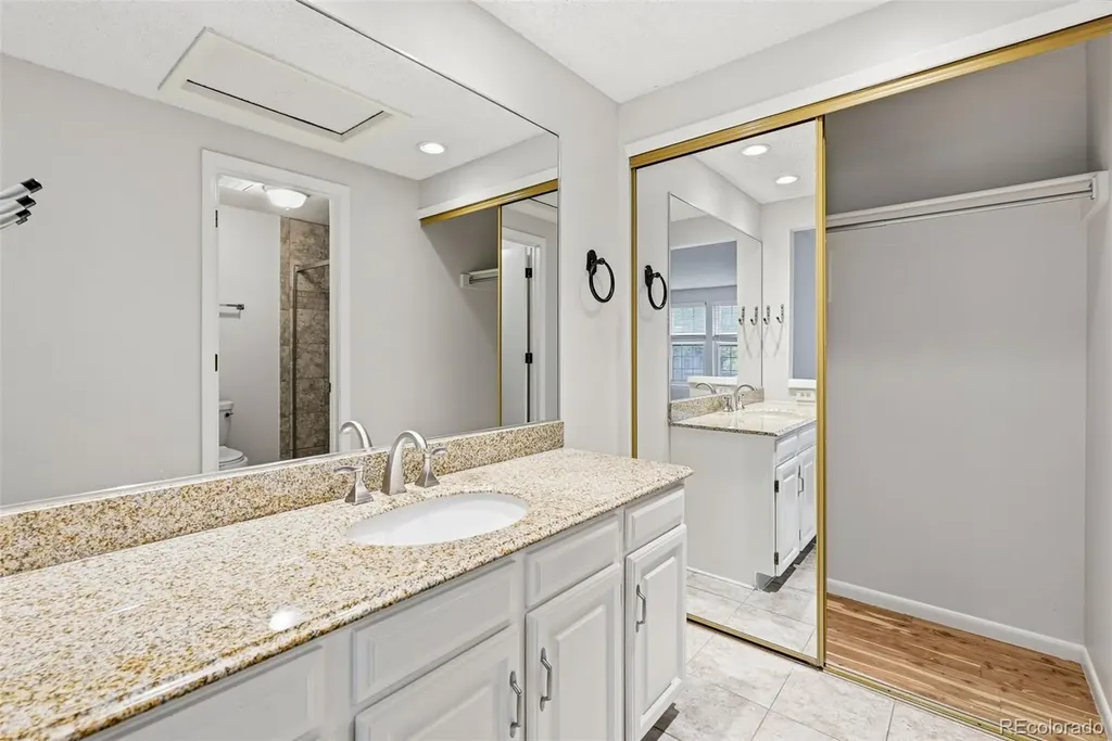 8328 E Phillips Place Centennial CO 80112