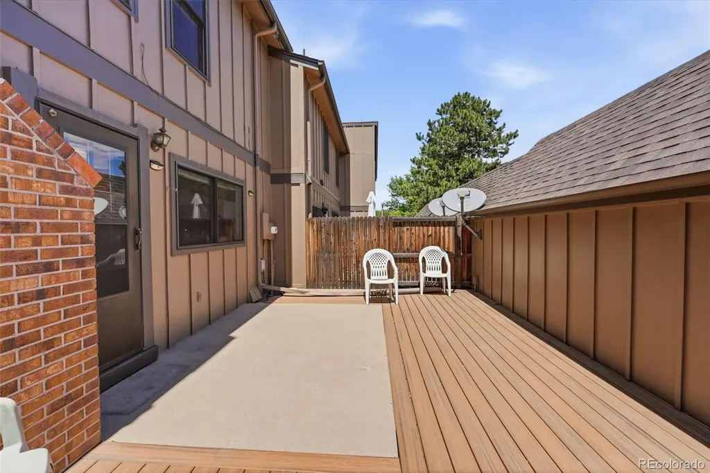 8328 E Phillips Place Centennial CO 80112