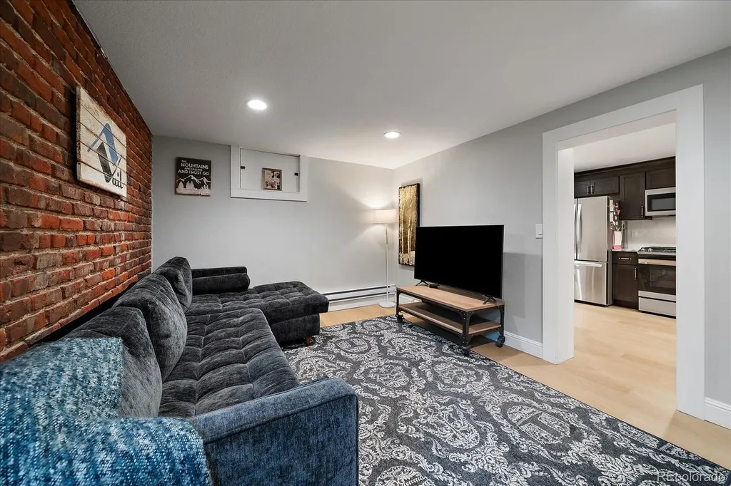 2601 Yates Street Denver CO 80212