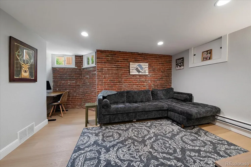 2601 Yates Street Denver CO 80212