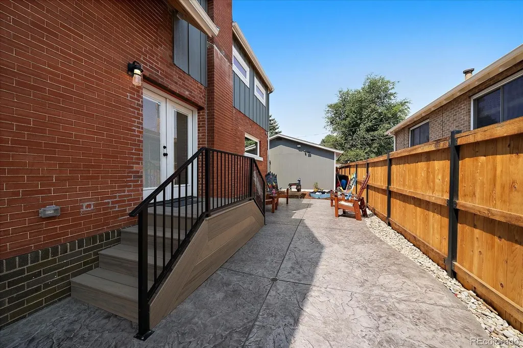 2601 Yates Street Denver CO 80212