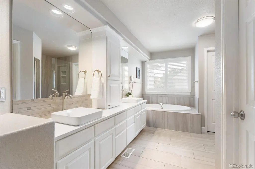 5778 Glenstone Lane Highlands Ranch CO 80130