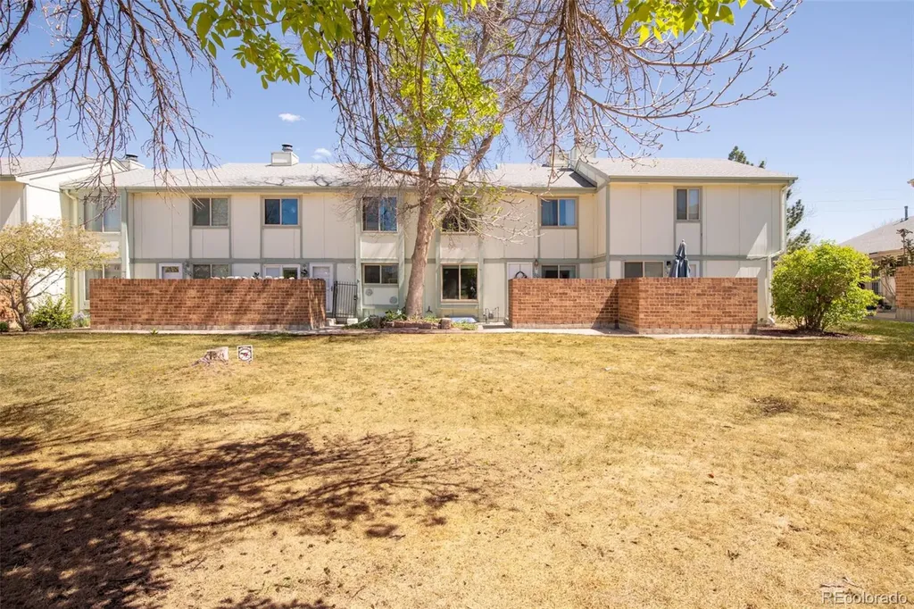 10192 Quivas Street Thornton CO 80260