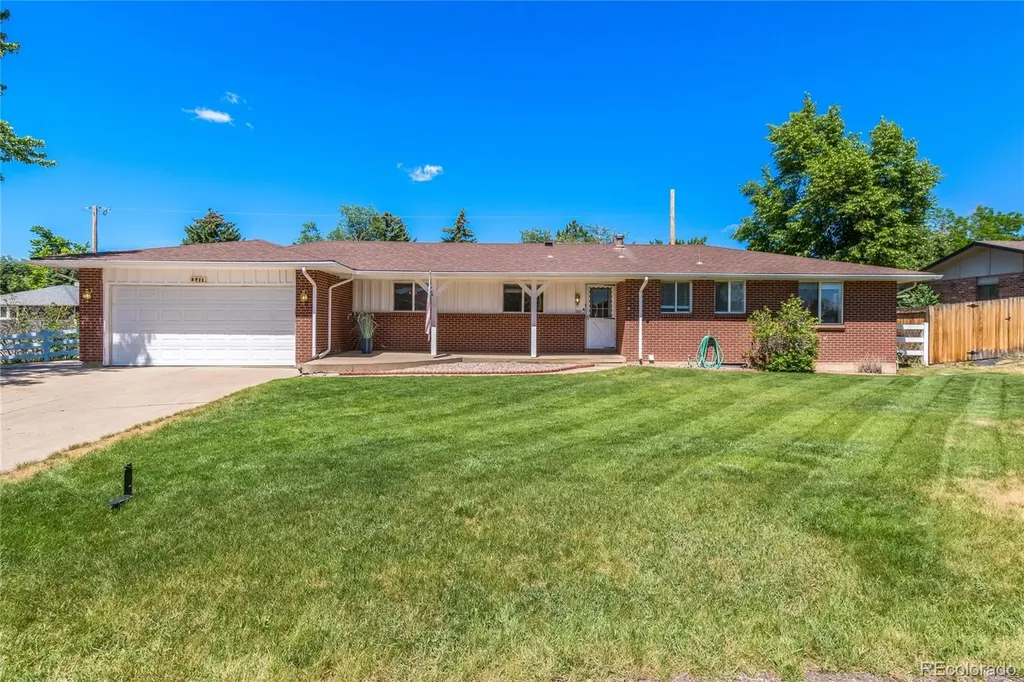 8711 S Ammons Street Littleton CO 80128