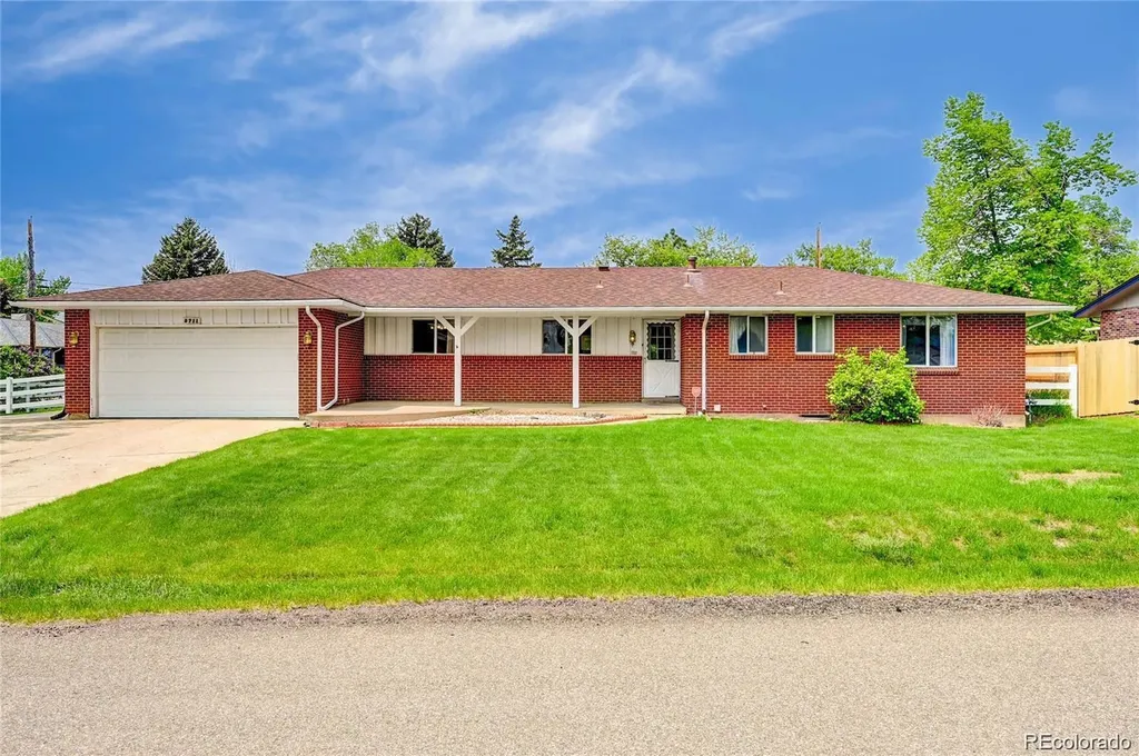 8711 S Ammons Street Littleton CO 80128