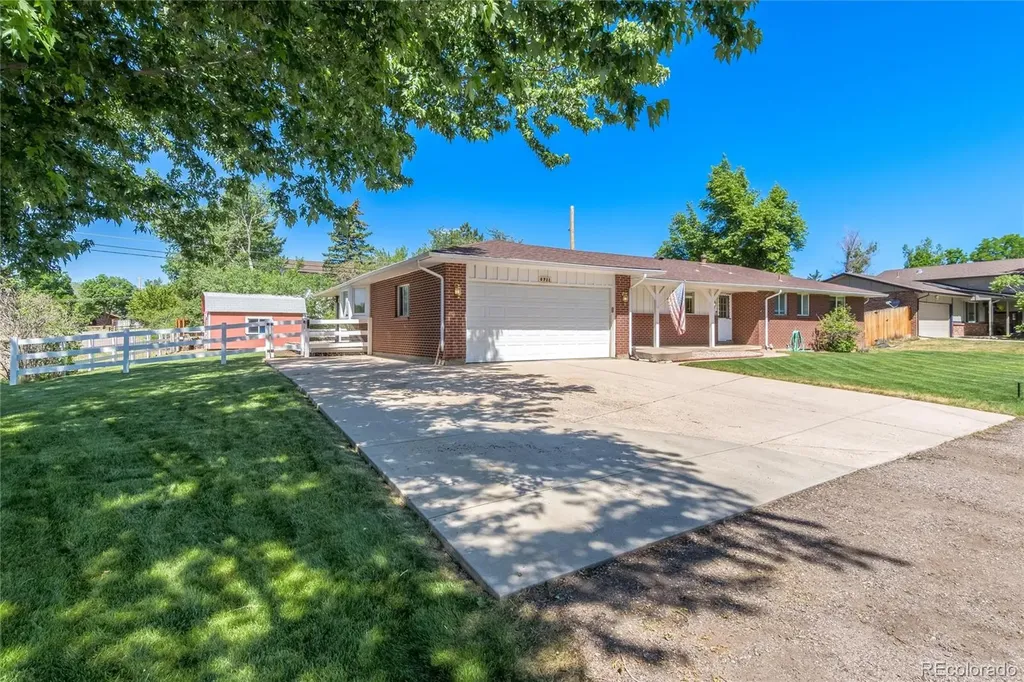 8711 S Ammons Street Littleton CO 80128