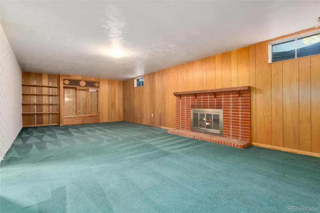 8711 S Ammons Street Littleton CO 80128