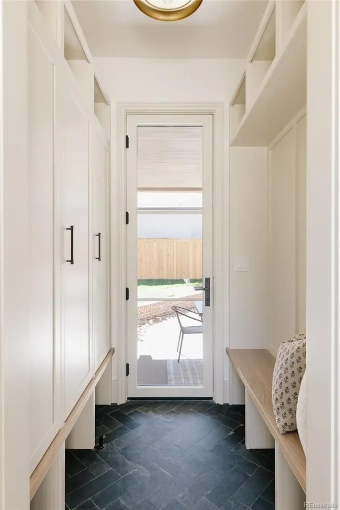 858 S Saint Paul Street Denver CO 80209