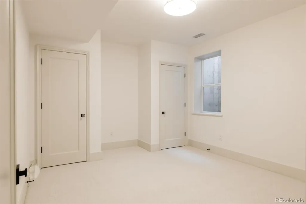 858 S Saint Paul Street Denver CO 80209