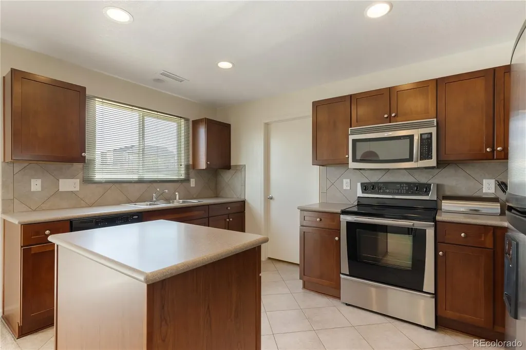 847 Willow Drive Brighton CO 80603