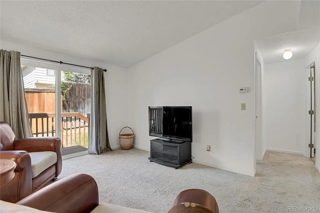 1513 S Ouray Circle Aurora CO 80017