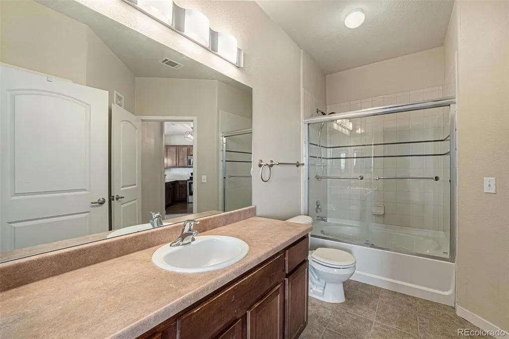 13456 Via Varra Broomfield CO 80020