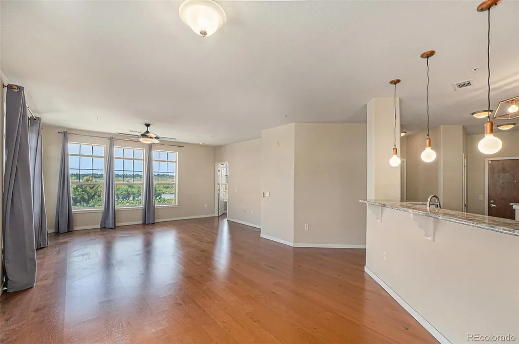 13456 Via Varra Broomfield CO 80020