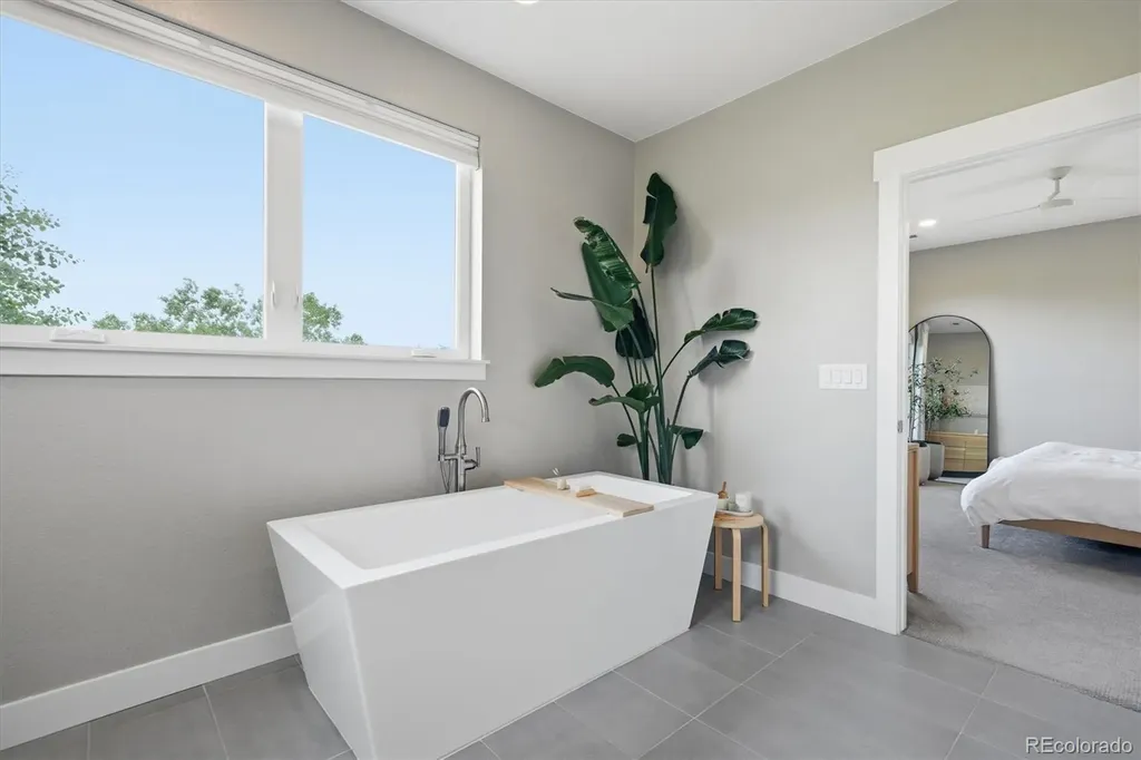 5859 Zuni Court Denver CO 80221