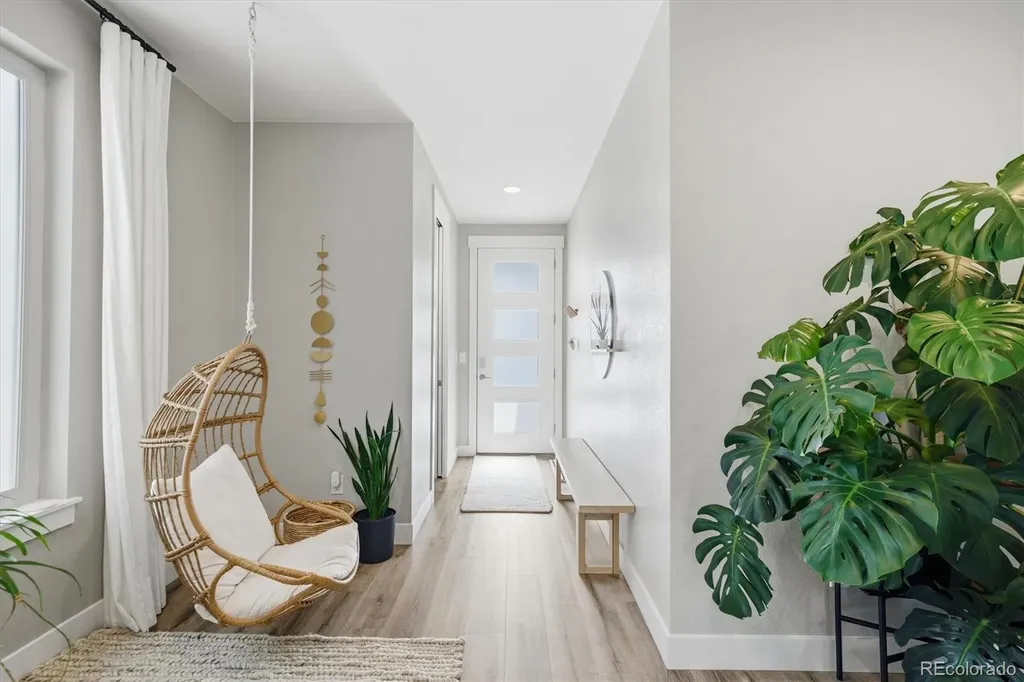 5859 Zuni Court Denver CO 80221