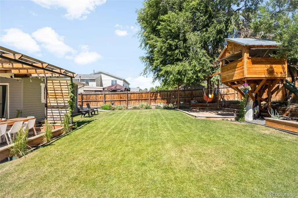 11931 W 14th Avenue Lakewood CO 80401