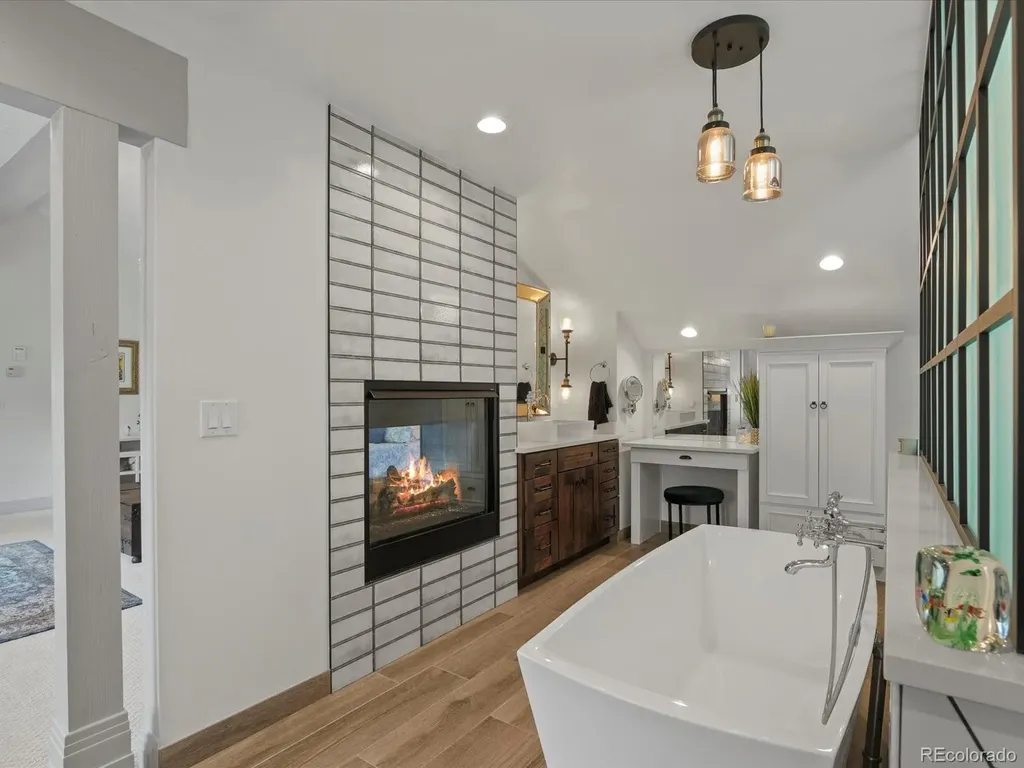 718 Locust Street Denver CO 80220