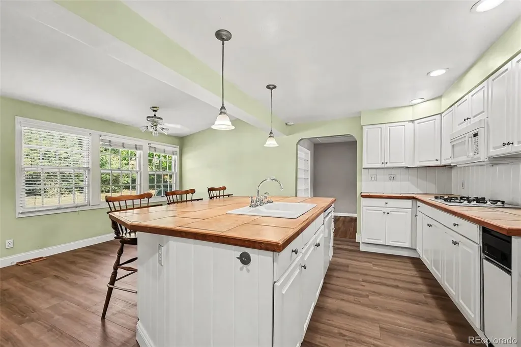 55 Brentwood Street Lakewood CO 80226