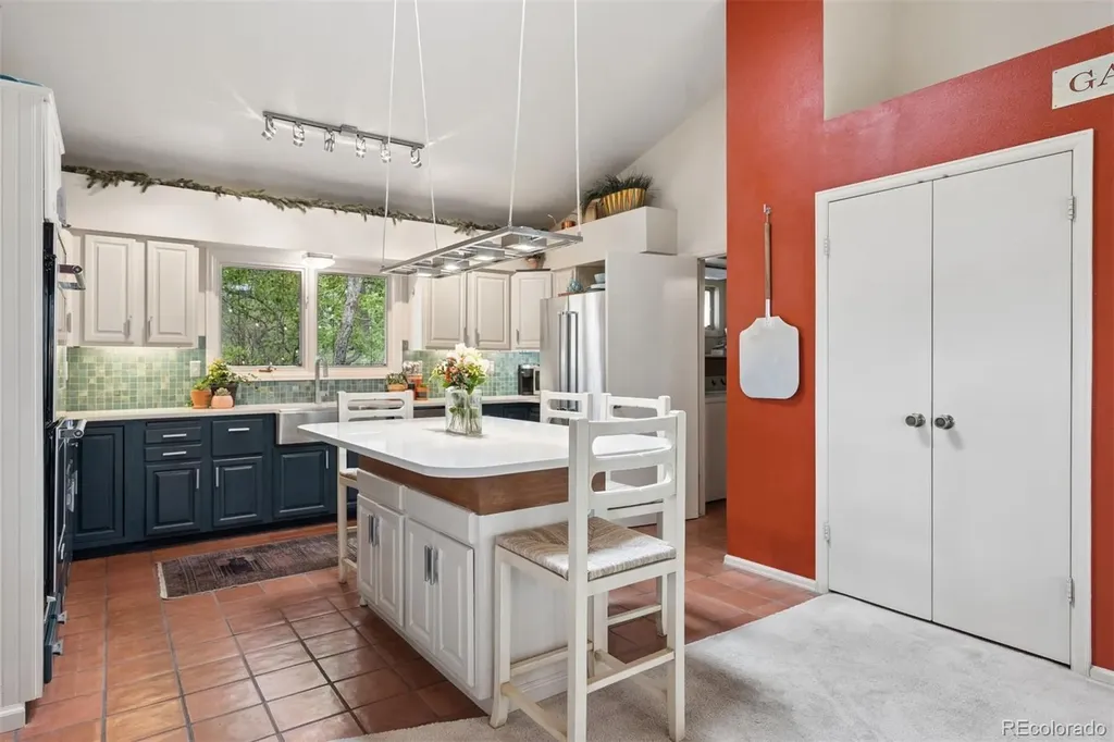 3915 Wakefield Drive Colorado Springs CO 80906