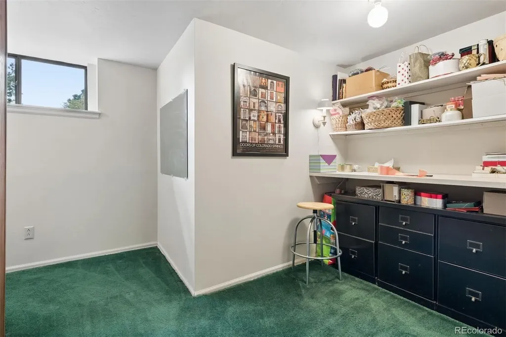 3915 Wakefield Drive Colorado Springs CO 80906