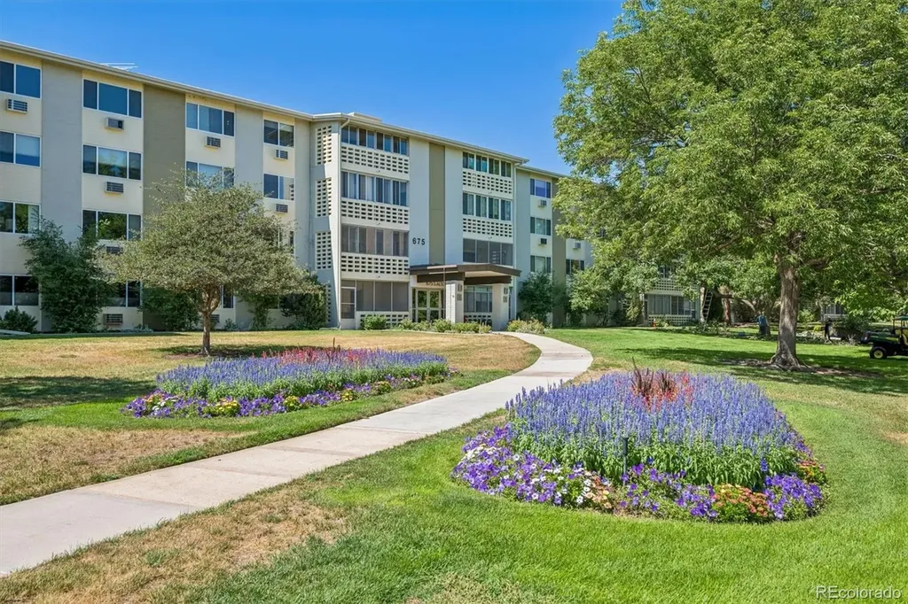675 S Alton Way Denver CO 80247