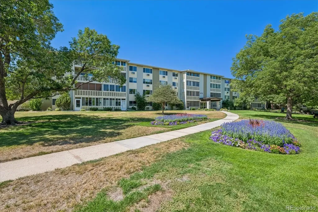 675 S Alton Way Denver CO 80247