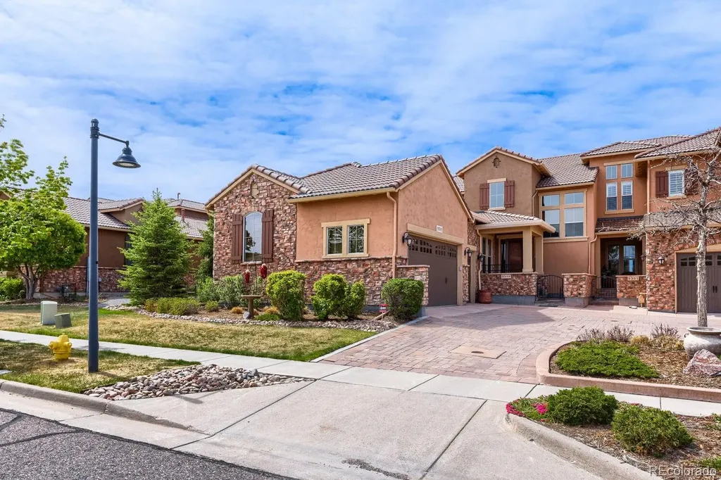 9309 Viaggio Way Highlands Ranch CO 80126