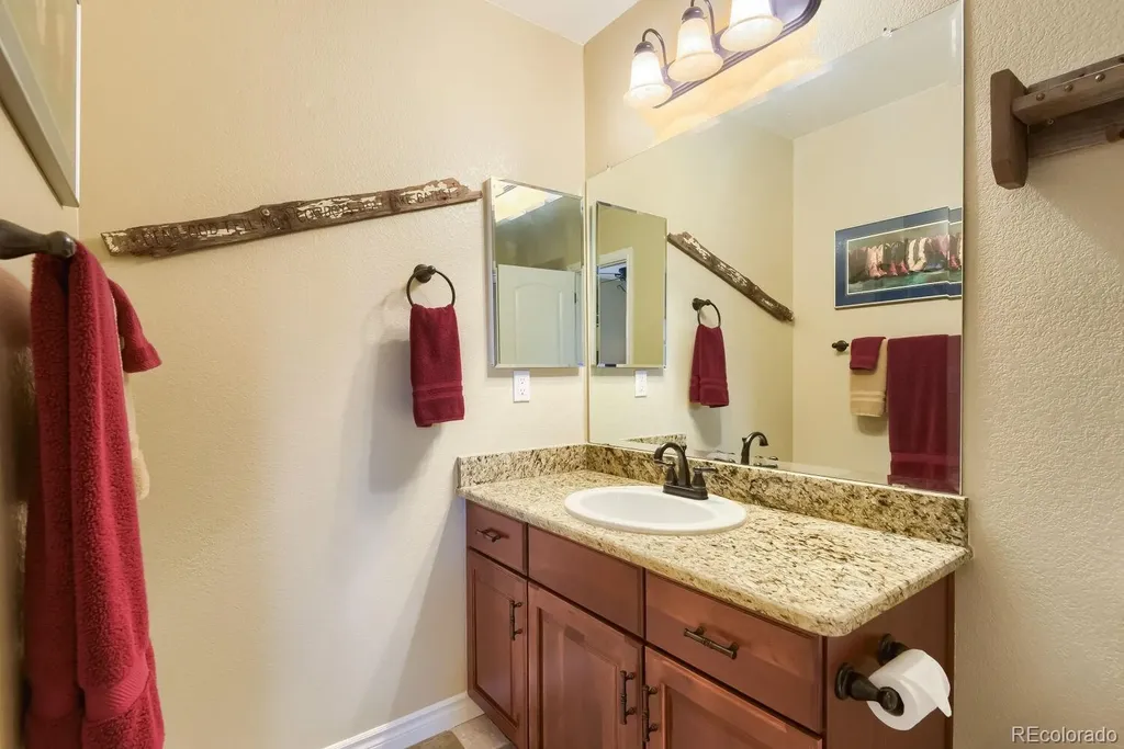 9309 Viaggio Way Highlands Ranch CO 80126
