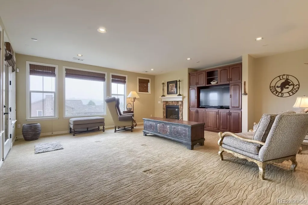 9309 Viaggio Way Highlands Ranch CO 80126