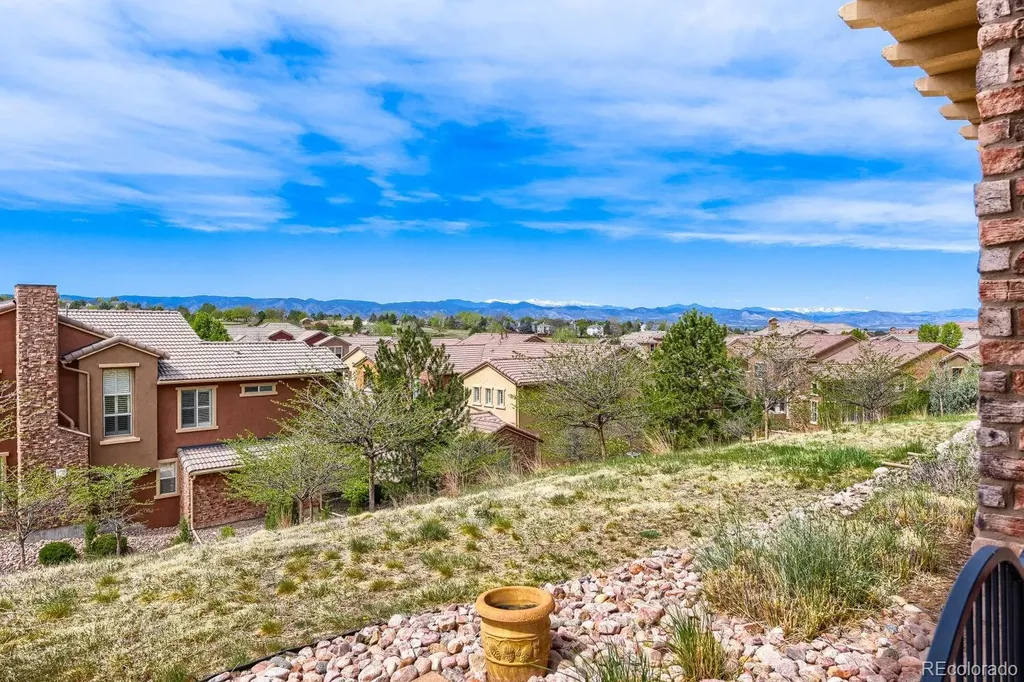 9309 Viaggio Way Highlands Ranch CO 80126