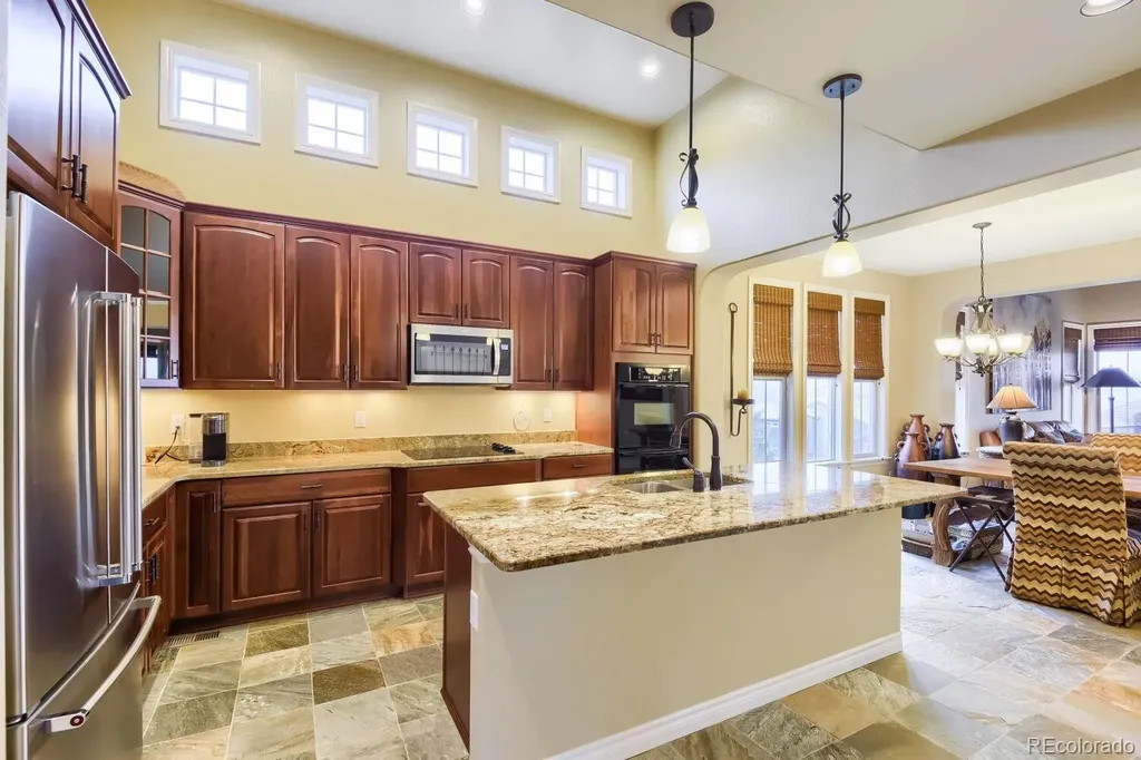 9309 Viaggio Way Highlands Ranch CO 80126