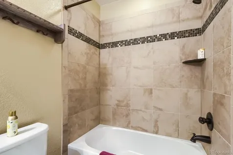9309 Viaggio Way Highlands Ranch CO 80126