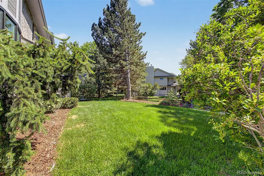 5238 E Nichols Drive Centennial CO 80122