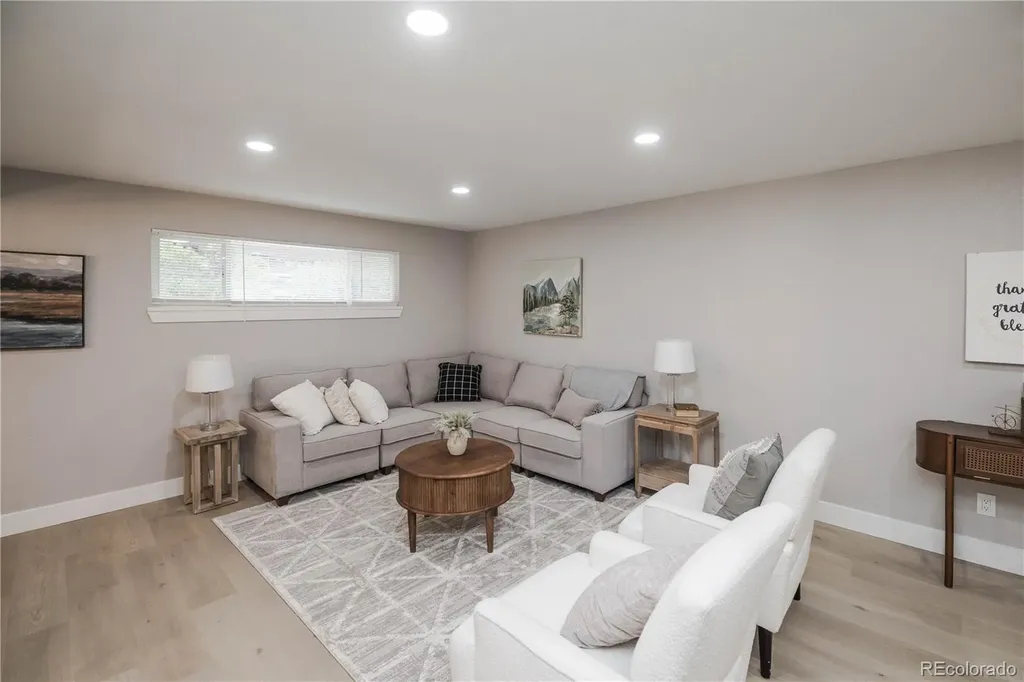 6024 S Steele Street Littleton CO 80121