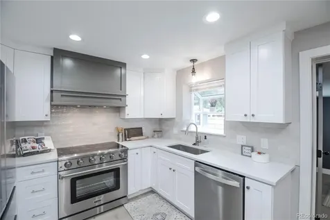 6024 S Steele Street Littleton CO 80121
