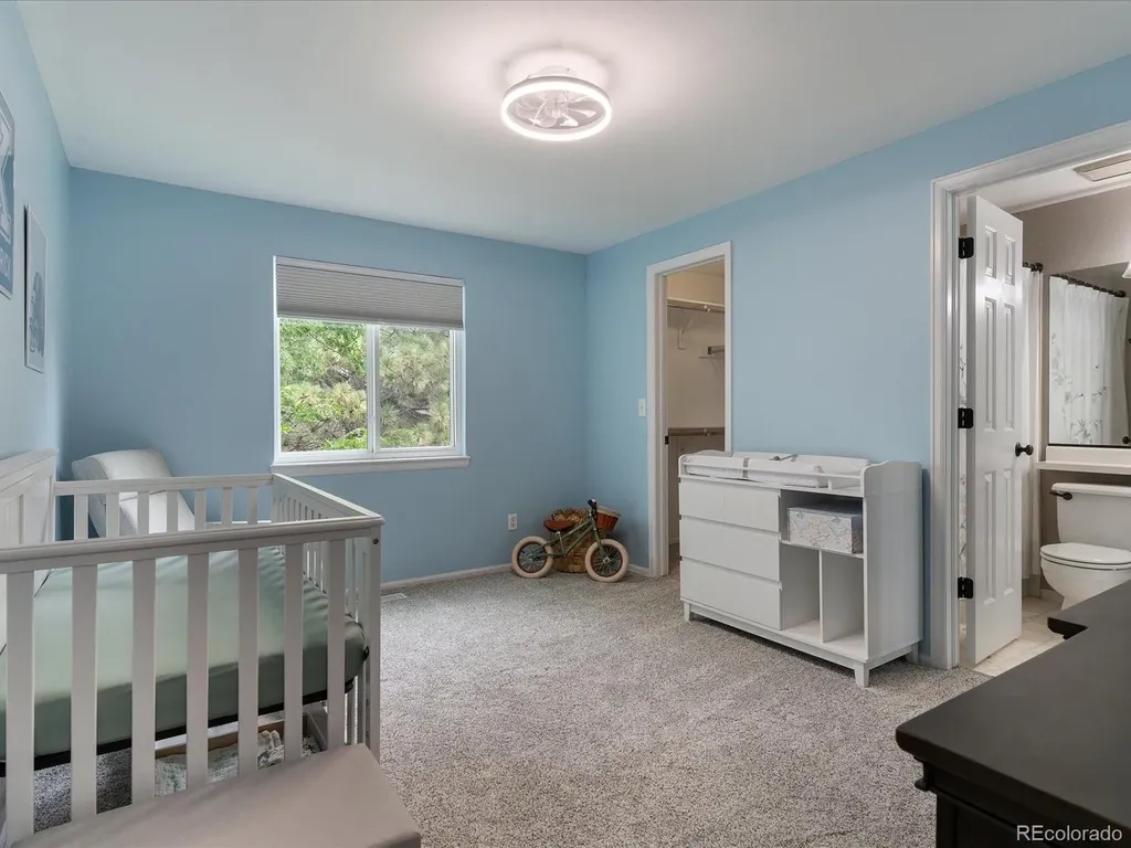 4628 S Flanders Way Centennial CO 80015
