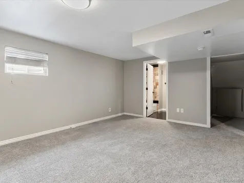 4628 S Flanders Way Centennial CO 80015