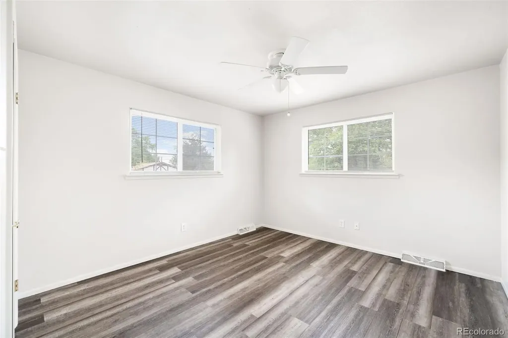 6984 S Spruce Drive Centennial CO 80112