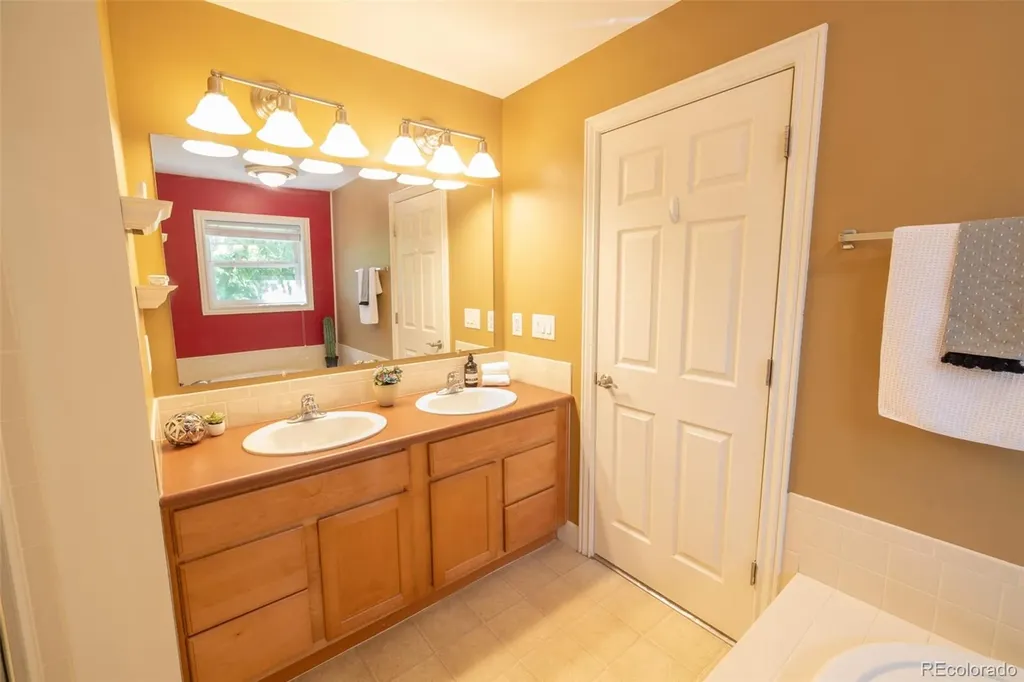 4395 E Jewell Denver CO 80222